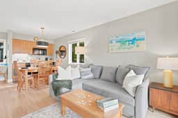Cozy Beach Front Condo | AC | Beach | Waterfront |