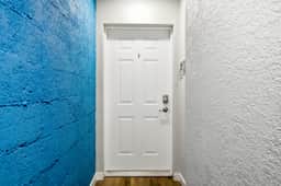 Three Downtown Apartments | Large groups | Private | Laundry - Image 5