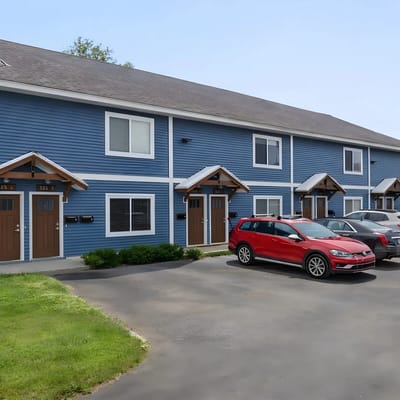 TC Parkside H  · TC Parkside H: Charming 2BR Retreat