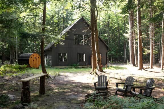 Isla Fern Cabin