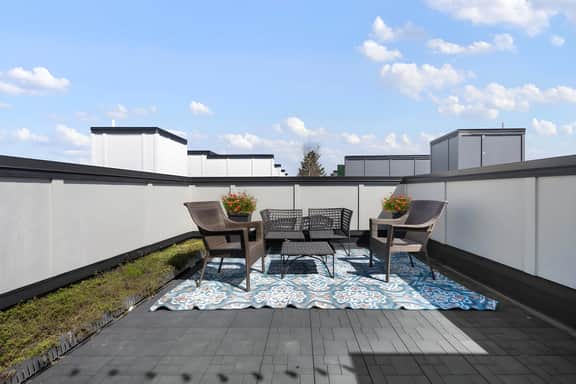 SkyBox|Rooftop|Downtown