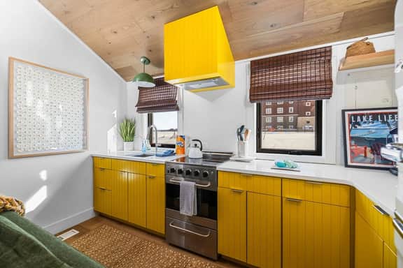 #08 Beachside Cabin · Newly Renovated Beachside Cabin 8!