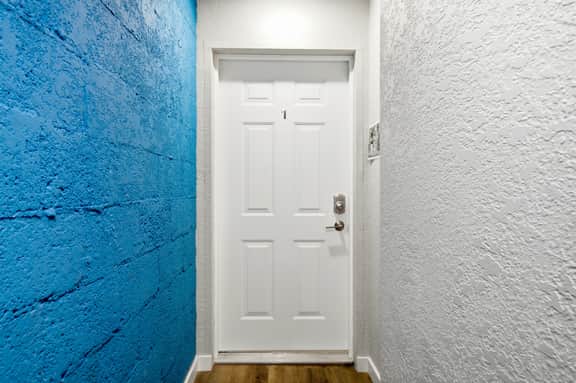 Three Downtown Apartments | Large groups | Private | Laundry - Image 5