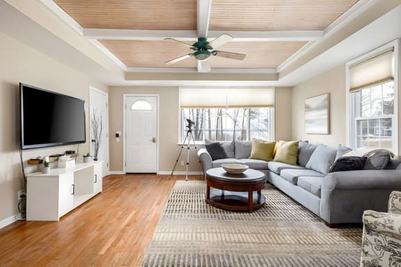 M22 Shores | Beach | Pet-friendly | Waterfront | Large Groups