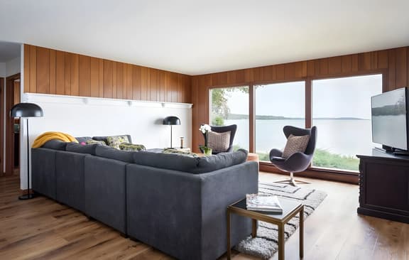 Sixties Shore House · Sandy Beachfront House on Grand Traverse B